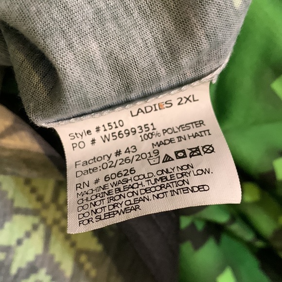 SUBLIVIE-women’s green/black short sleeve graphic print tee-shirt - Picture 9 of 9